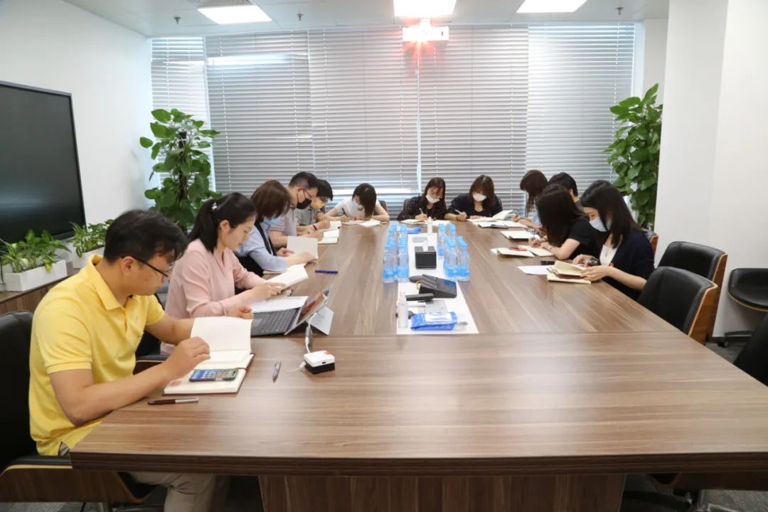 中建材信息技術第一黨支部開展黨史論述著作專題學習